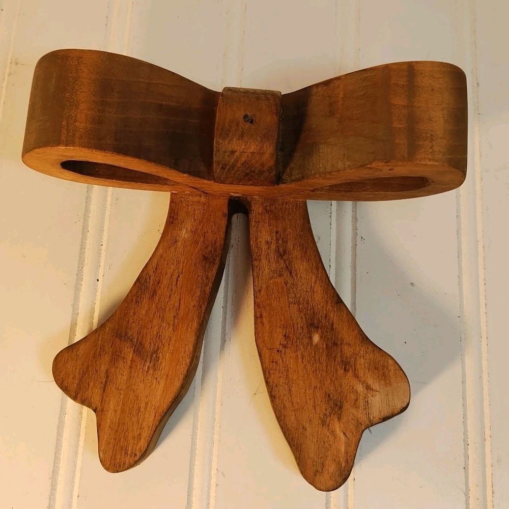Vintage Wooden 3D Bow Wall Hanging Art Cottagecore Farmhouse Grannycore Decor